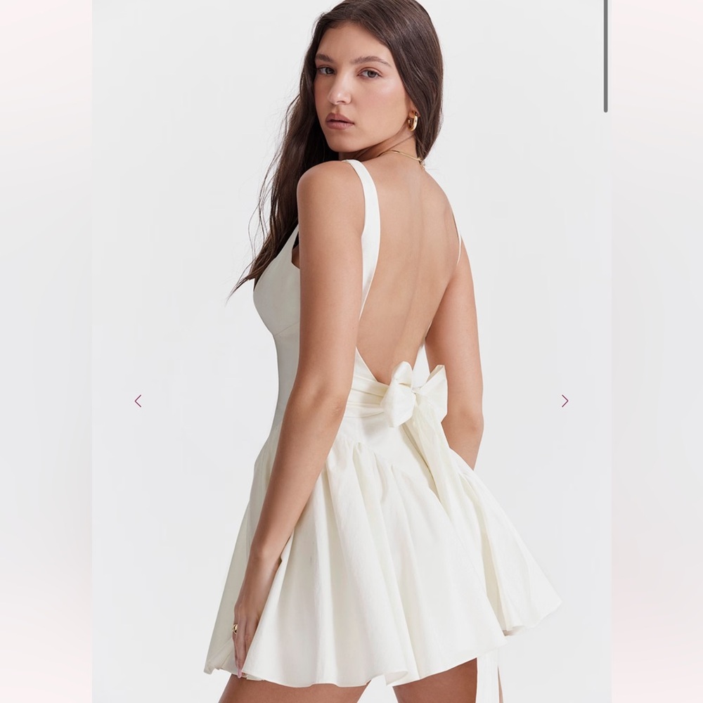 House of CB Florianne Ivory Bow Mini Dress S (Bigger Cup C) - Picture 2 of 3